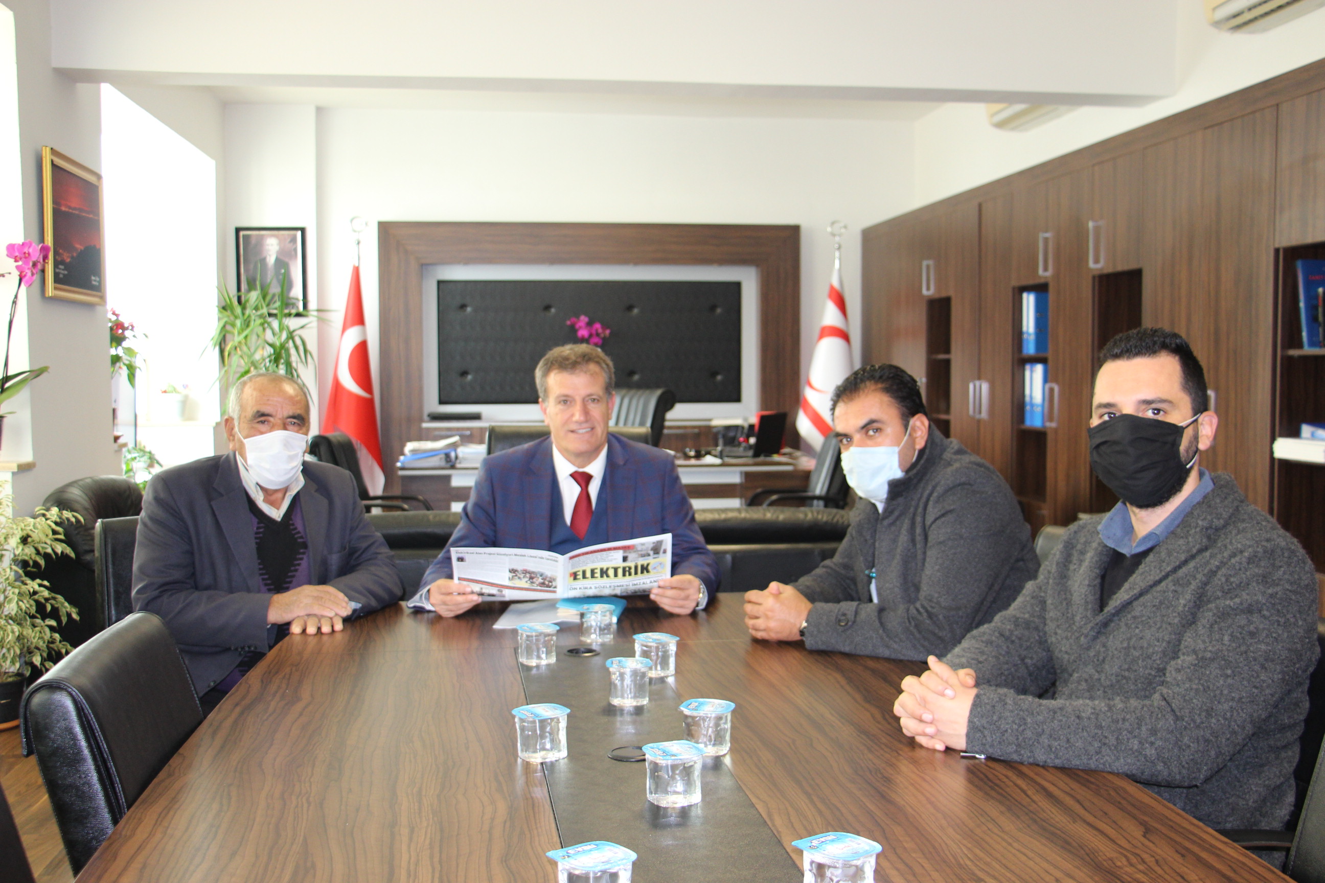 Ekonomi ve Enerji Bakanı Erhan Arıklı